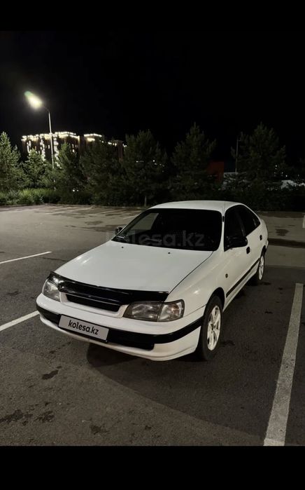 Продаётся Toyota Carina e