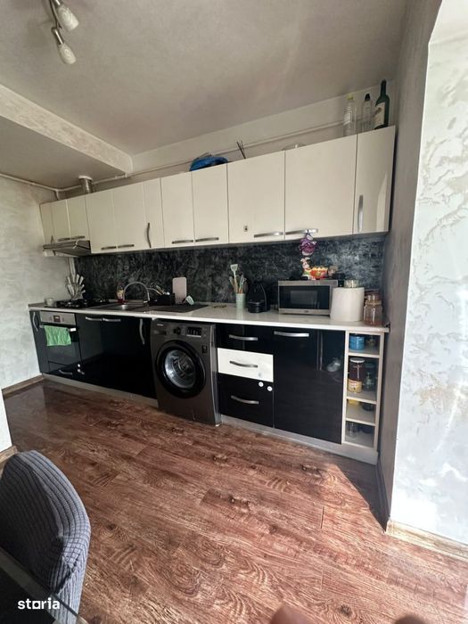 Apartament 2 camere decomandat, zona Buzaului — fotografia 3