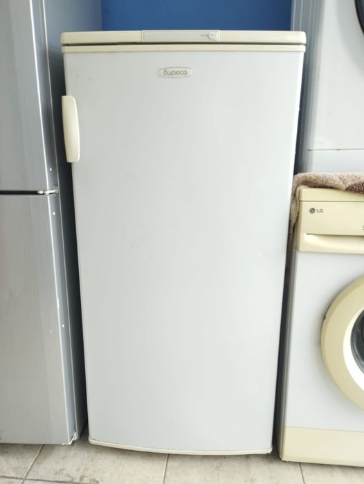 Холодильник Бирюса