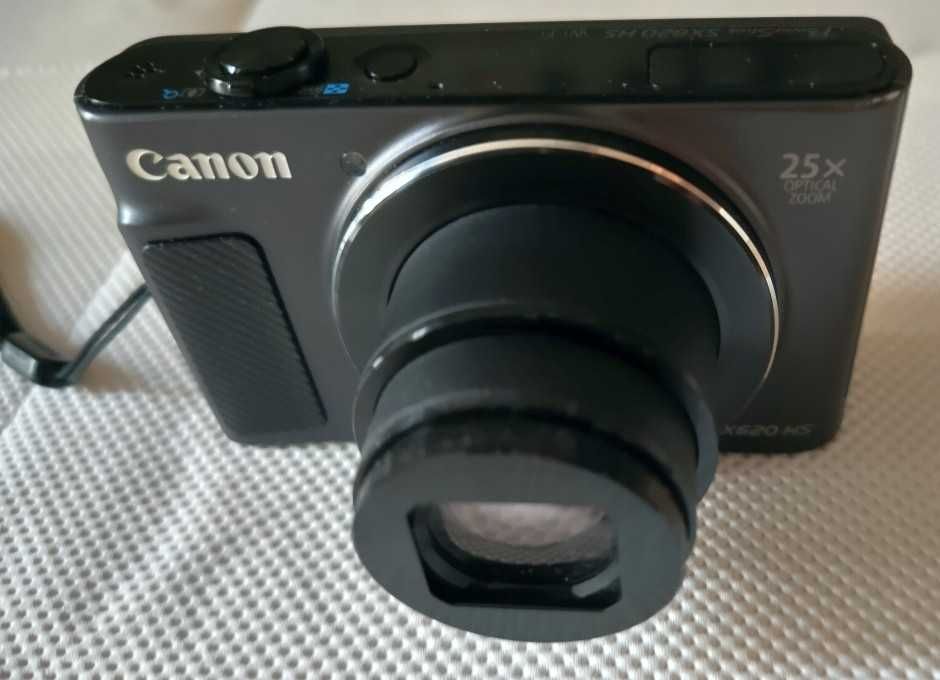Фотоапарат Canon PowerShot SX620 HS - 20 MPx, 25X Zoom, Wi-Fi