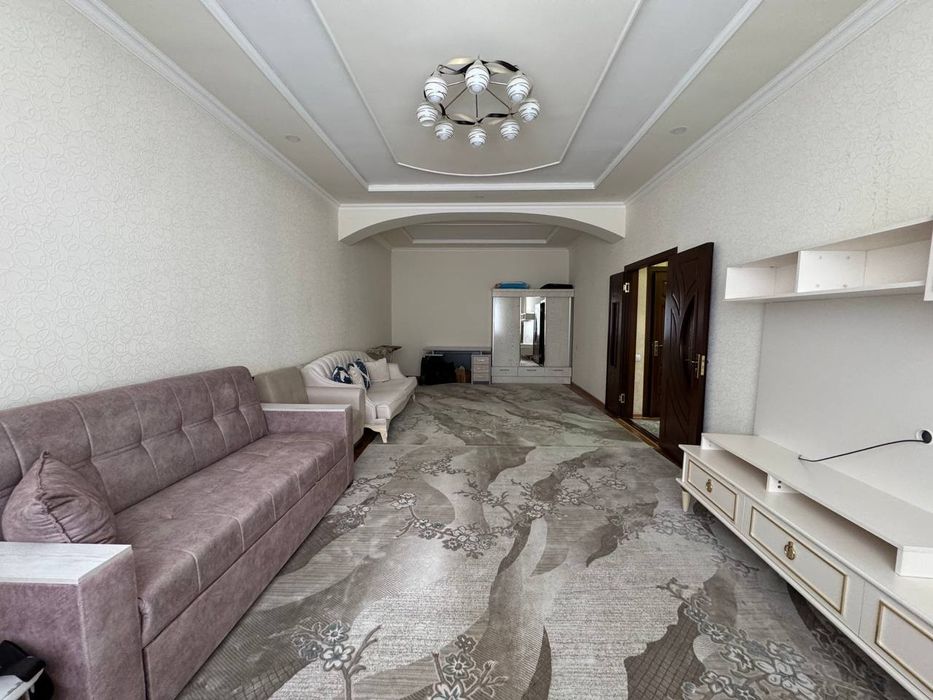 Сдаётся 2х комнатная.  Паркентский,  Уммон ресторан. Новостройка.