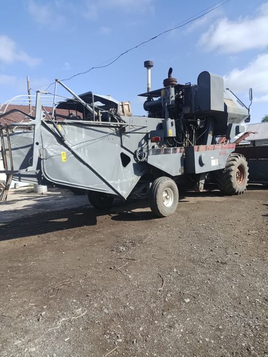 Продам комбайн..