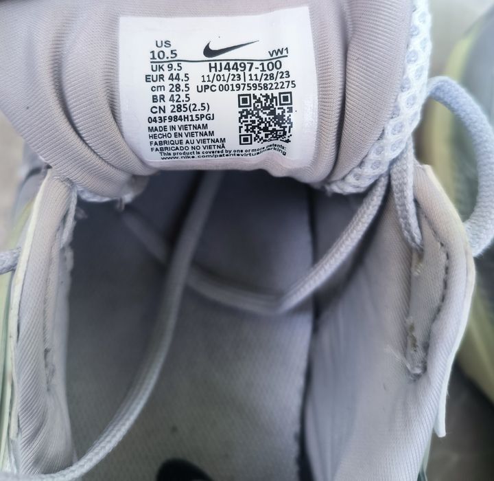 Nike V2K Run Summit White номер 44,5