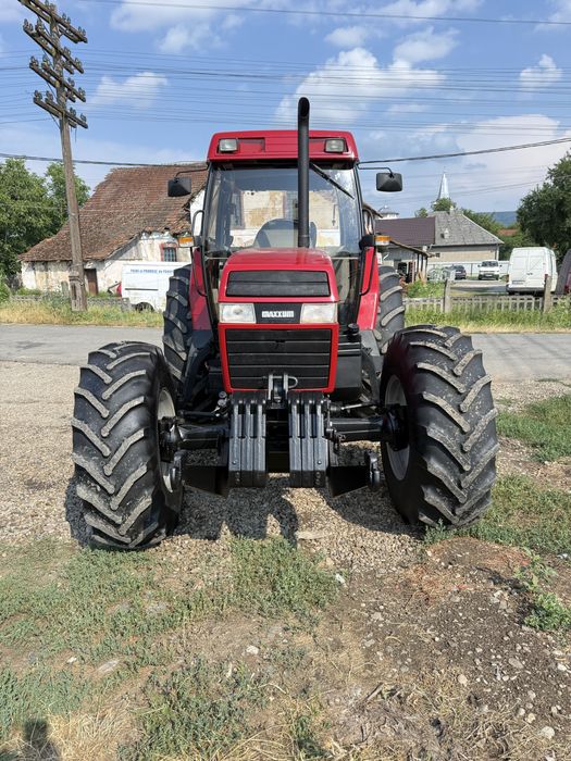 Vand sau schimb Case Maxxum 5140
