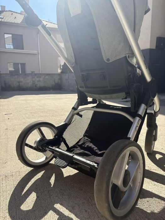 Mutsy Evo Количка с летен кош