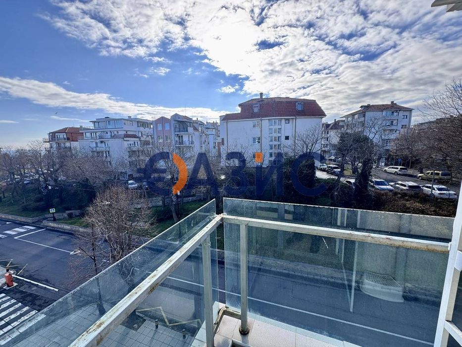 Продава се Тристаен апартамент в Несебър - 83 кв.м за 860 €/кв.м - Снимка #4