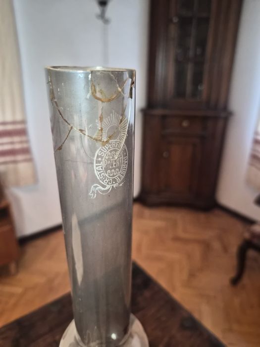 Газова лампа и стакани