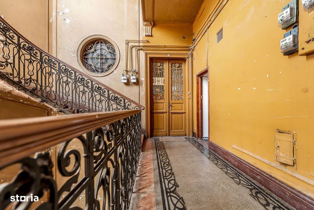 Apartament ultracentral cu 3 camere plus un bonus Comision 0