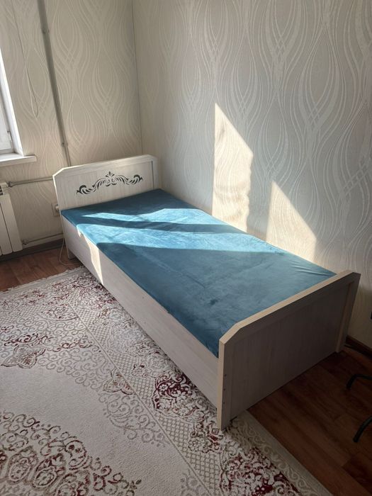 Продаётся  кровати.