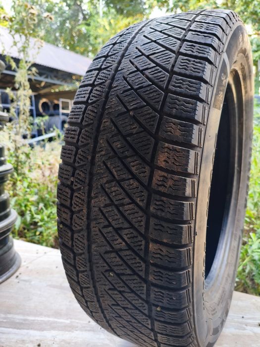 235 60 R18 Одиночка 1шт. Зима Шина