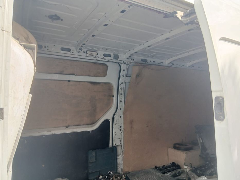 Vand Renault Master 3 fab 2015 cu dublu pe spate