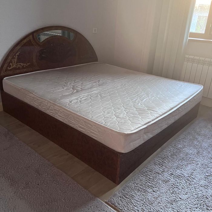 Спальни сатылады