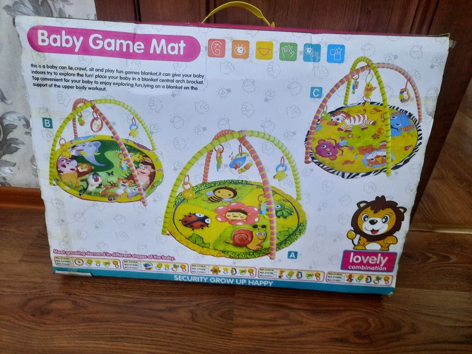 Продам развивающий коврик детский.
