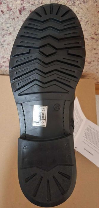 Кожени боти--черни 42 номер