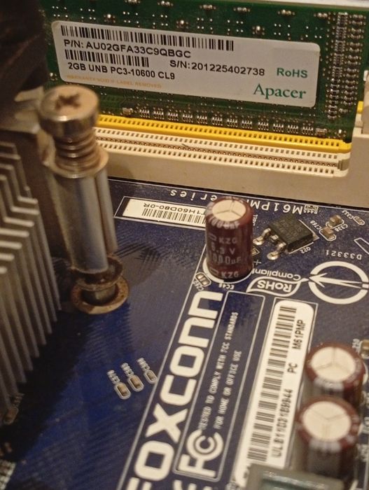 Foxconn M61PMP  c проц. AMD Sempron 64+ОЗУ