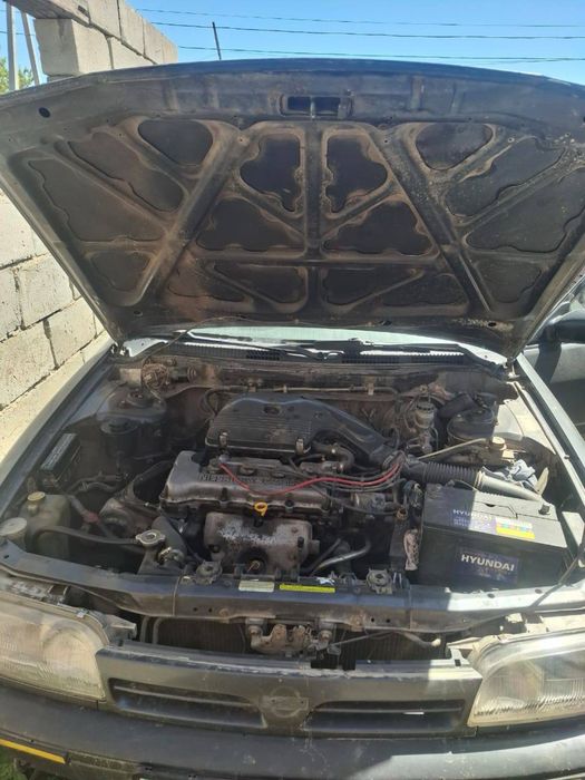 Продам Nissan Primera 1990