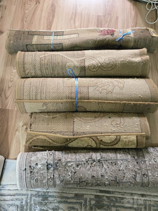 Ковровые дорожки б/у  ширина 70-80см длина от 1,5м до 3м