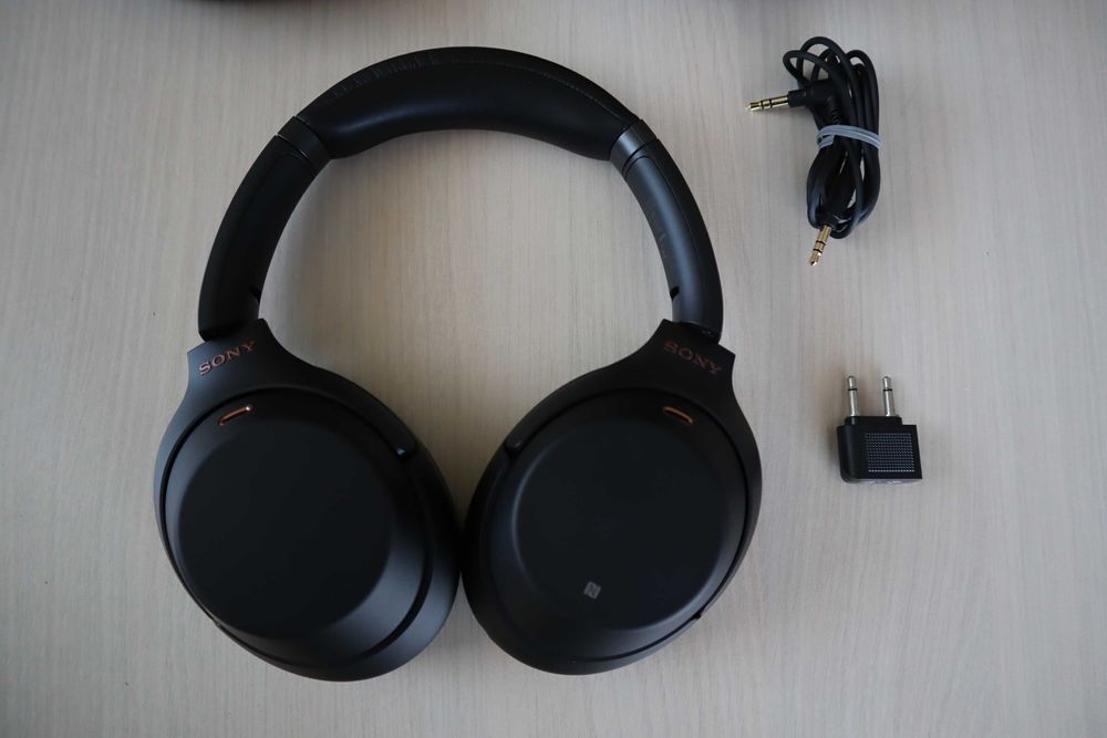 Casti SONY 1000X M3 cu noise cancelling, bluetooh