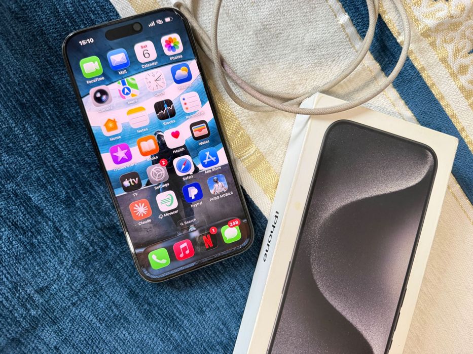 Продается iPhone 15 Pro 128 GB, черный цвет.