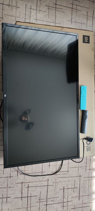 Продается ТВ Xiaomi Mi4A 32" (android_smart) с поворотным крепежом в