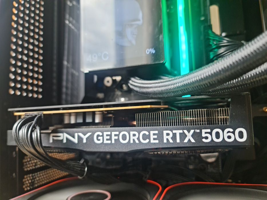 Продам RTX 5060 8GB PNY