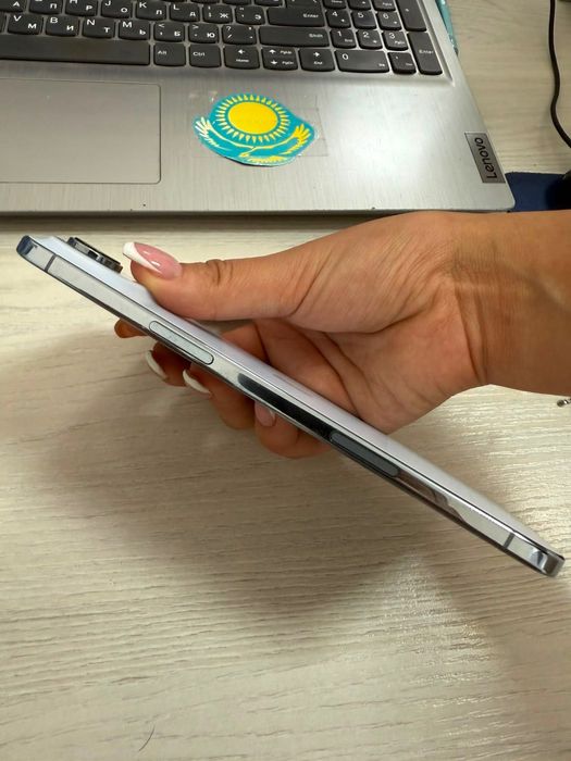 iPhone 17 Air ..