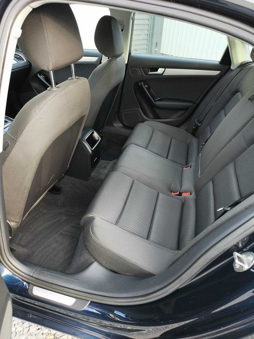 AUDI A4 2010 — imagine 4