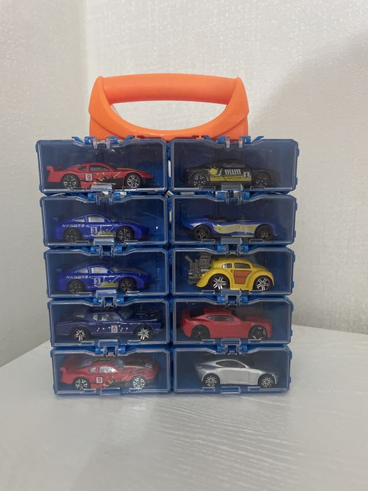 Игрушечные машины Hot Wheels
