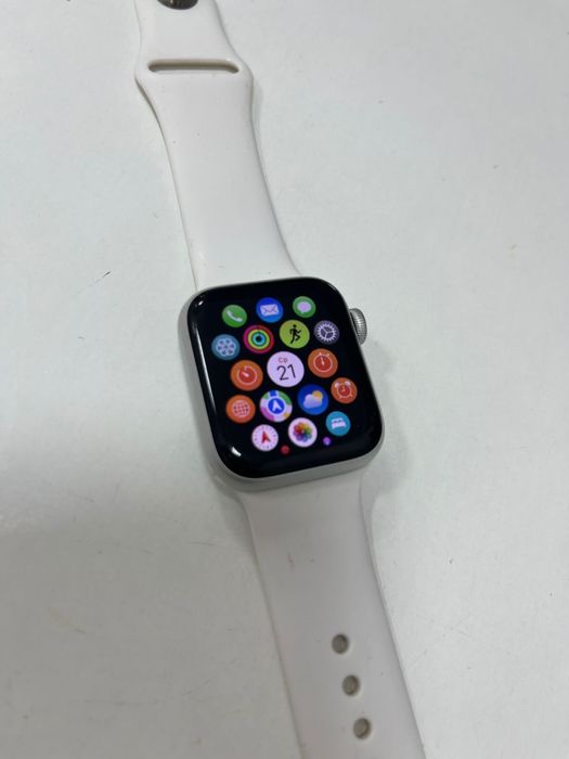 Apple watch SE 2 40мм