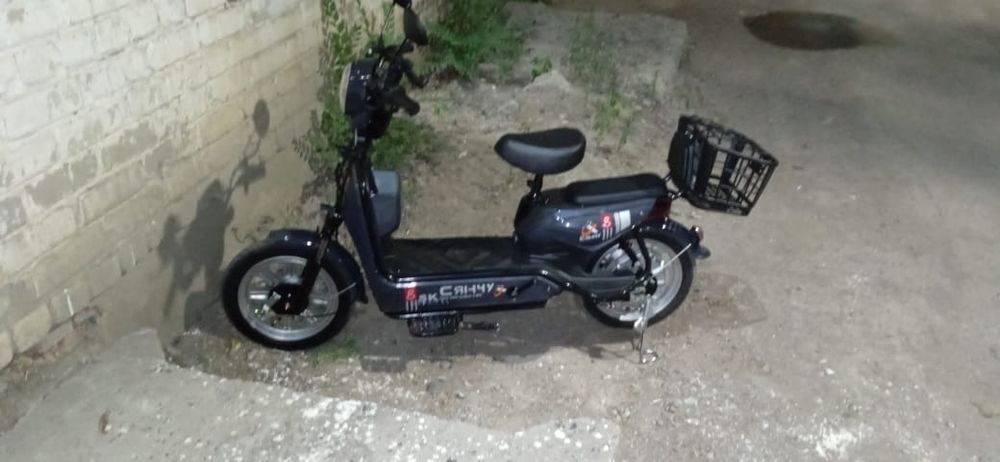 Продам электровелосипед скутер недорого