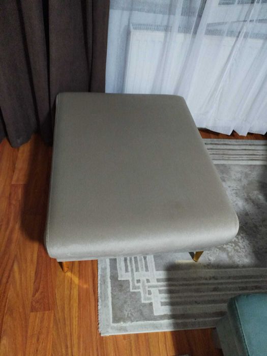Fotoliu de vânzare.