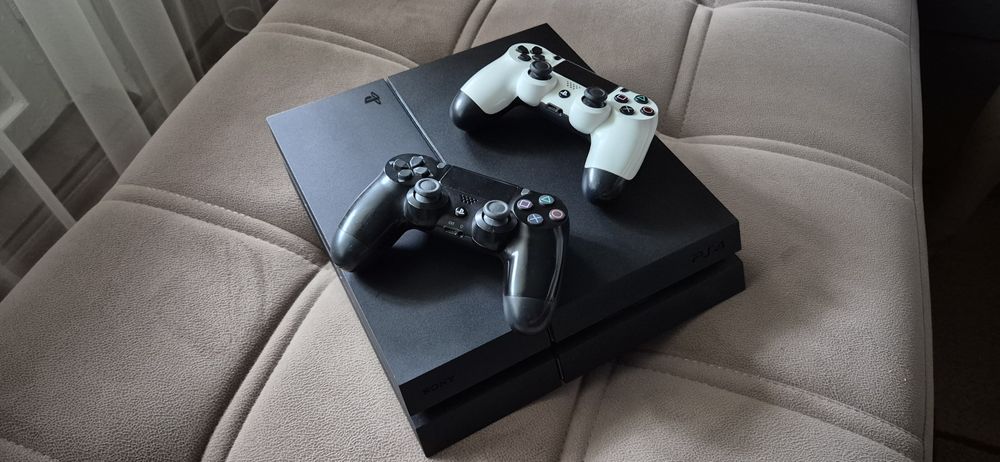 PS4 - playstation 4