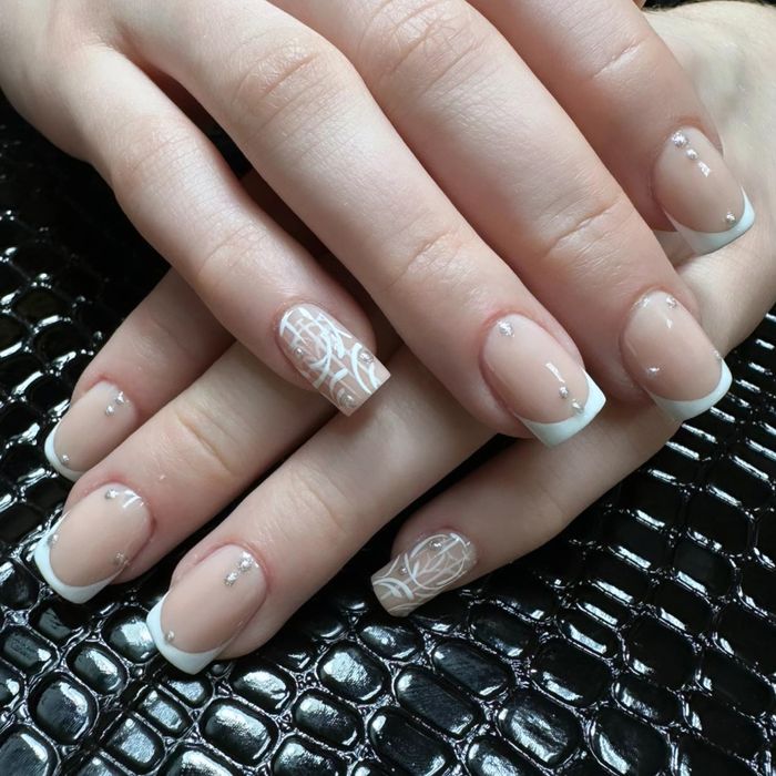 Manichiură și pedichiură