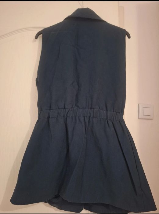 Veste prevazuta cu o curea Koton