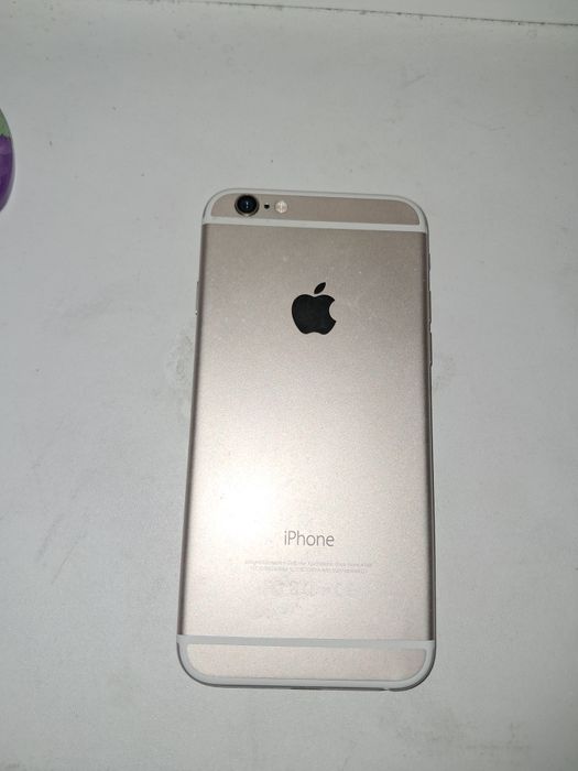 Айфон 6,16гб срочно!!