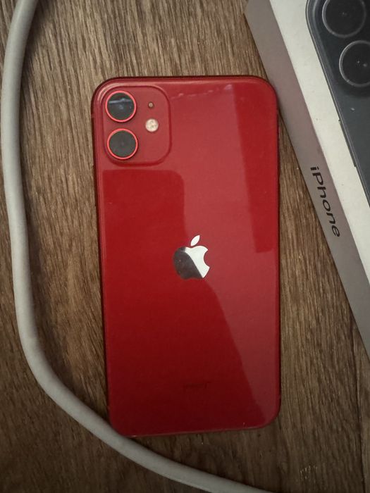 iphone 11 , 128 гиг , сост акума 78%