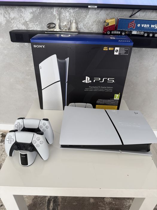 Consola PlayStation 5 Digital Edition (PS5) Slim, 1TB SSD, D-Chassis