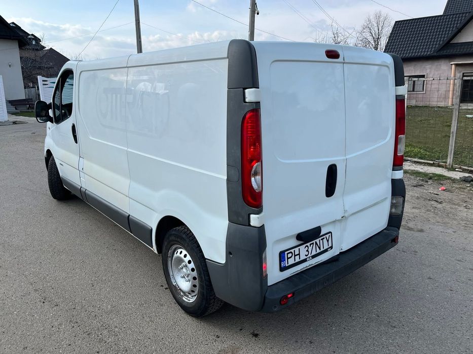 Se vinde Renault trafic 2008 2.0diesel 115Cp