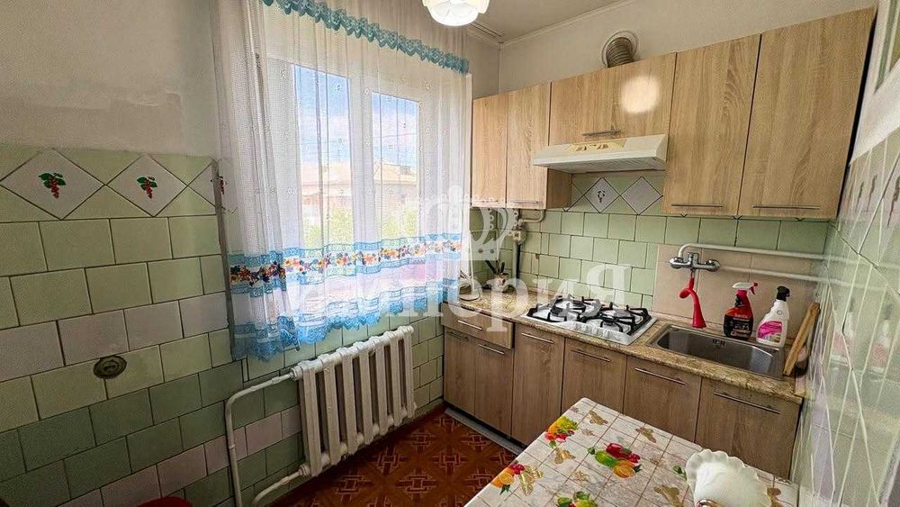 Центр!! 3х комн  Юлия Империя