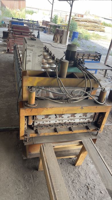 Продам станок по накатке профлистов и металлочерепиц