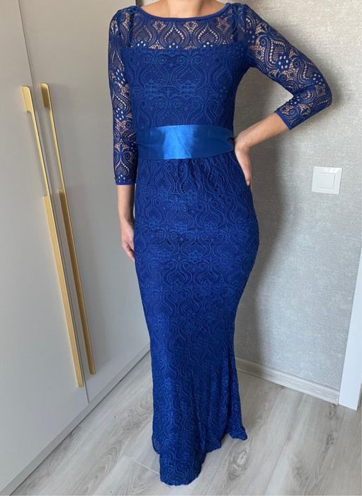 Продам новое вечернее платье