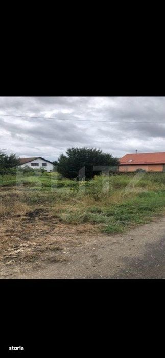Teren intravilan  2000 mp, Stupini,  utilitati in fata terenului