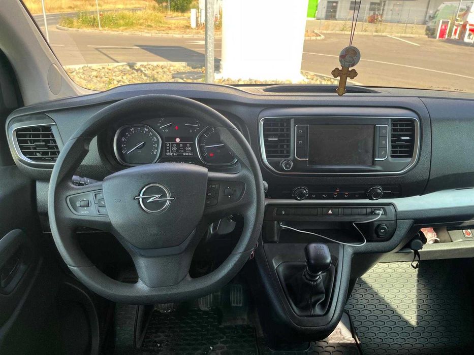 Opel Vivaro , 8+1, , Zafira Life/Proace / Traveller/ Jumpy