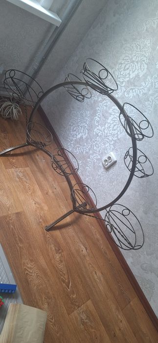 Подставка для цветов