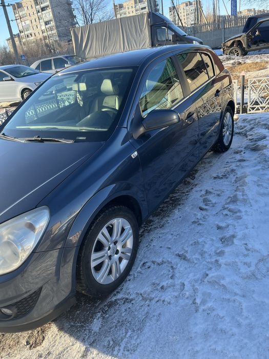 Продам машину в хорошем состояние