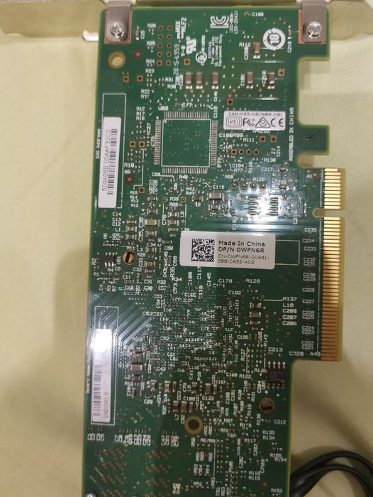 Dell SAS 6Gb/s контролер (DP/N 0WFN6R) + 2× Dell 1.2TB SAS 10k RPM