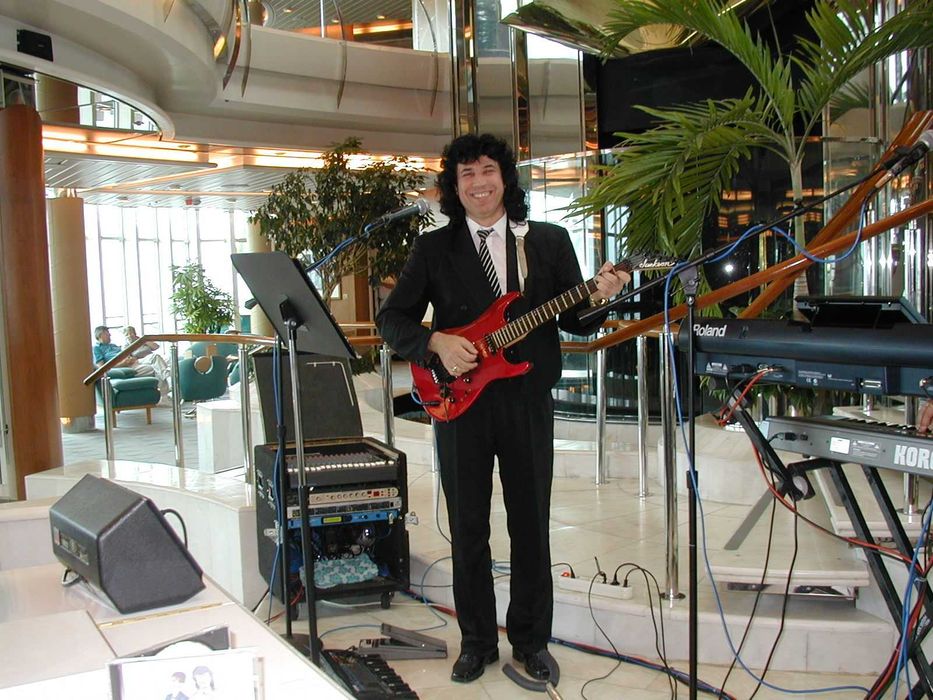 Професионално озвучаване на сватби,балове и всякакви весели поводи