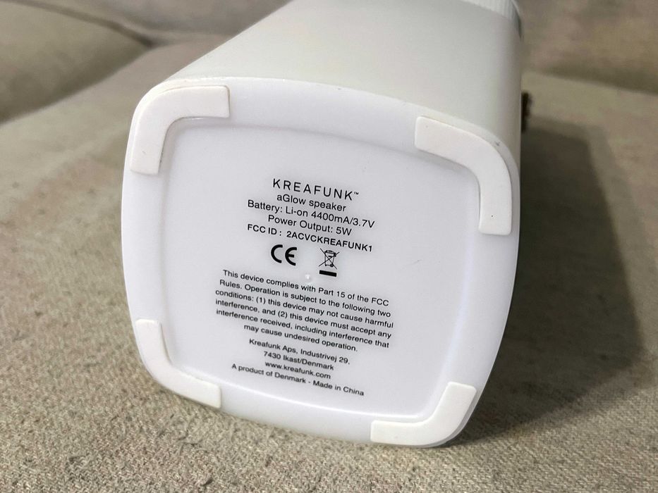 Boxa Bluetooth KREAFUNK aGlow cu lumina ambientala stare foarte buna