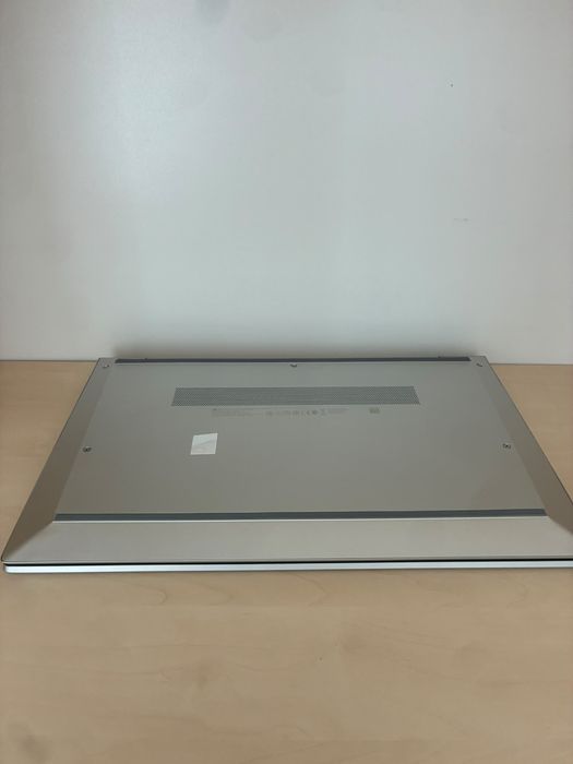 laptop NOU hp elitebook 840 g8 i5 gen 11 16gb ram 1tb ssd touchscreen nou nout