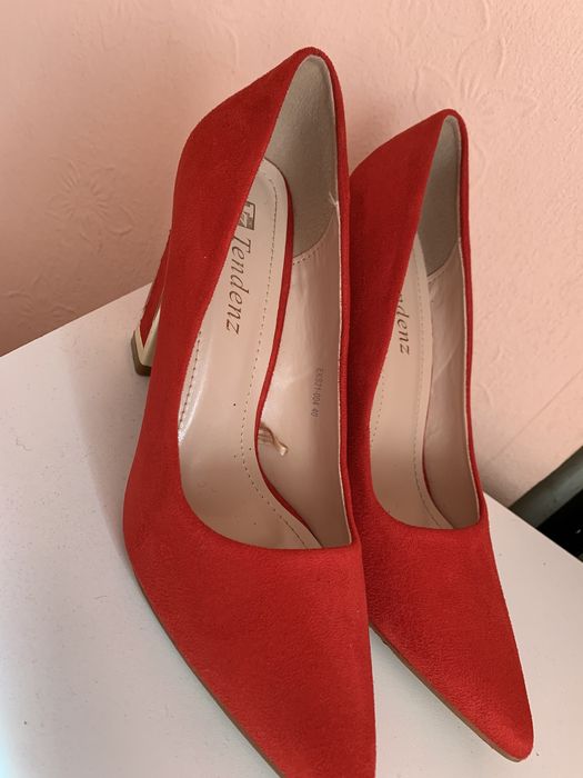 Дамски токчета на Tendenz